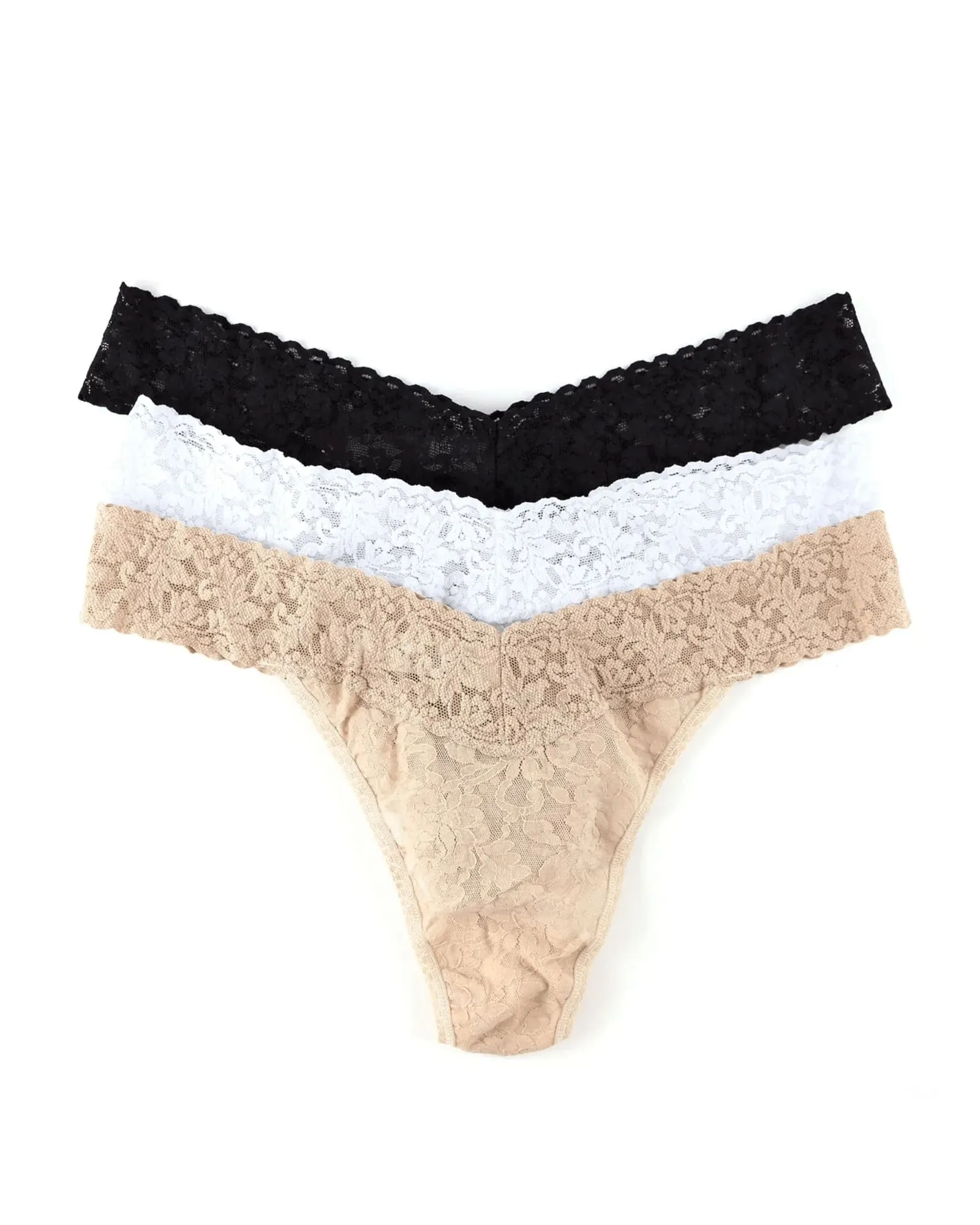 3PACK SIGNATURE LACE PLUS THONG | BWCH-BLACK/WHITE/CHAI