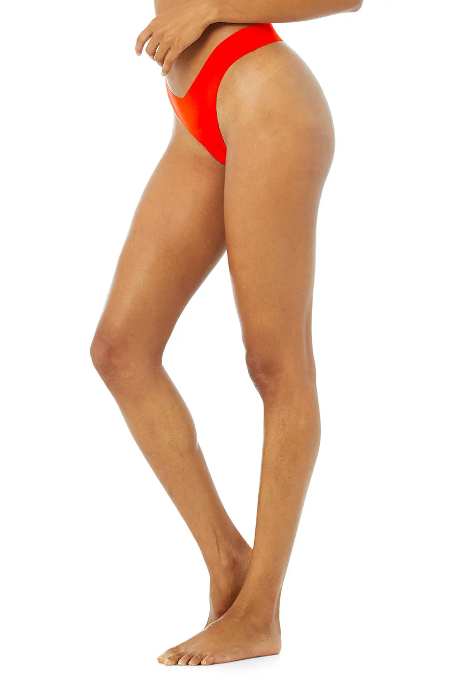 Airbrush Invisible Thong - Cherry