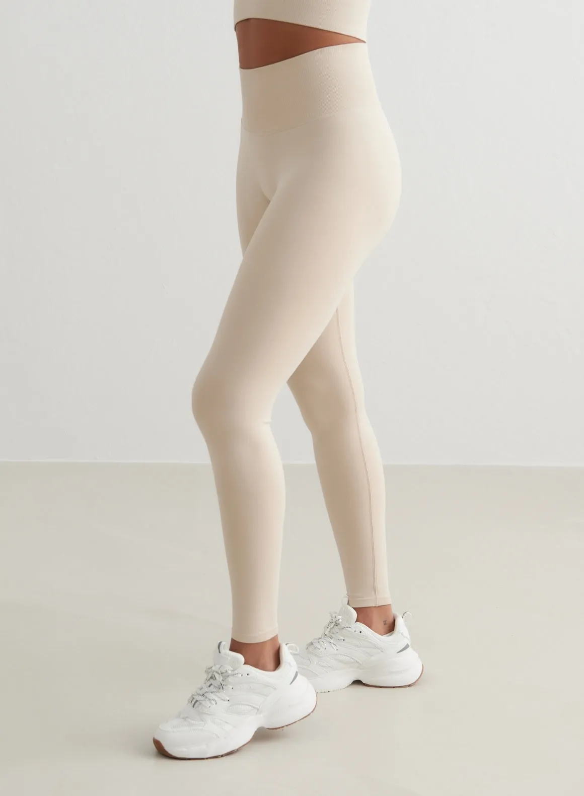 Clay Shape Seamless Tights