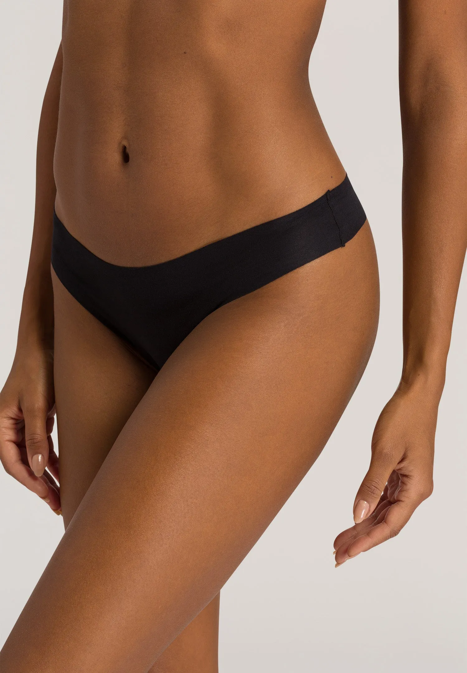 Invisible Cotton Thong | Black 71225-019