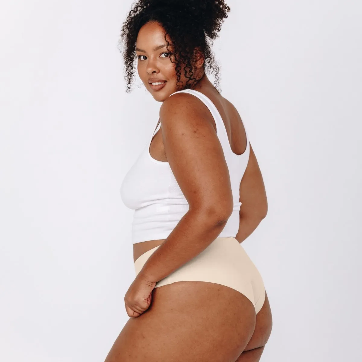 Mid-Rise Cheeky - Seamless Cotton - Buttermilk