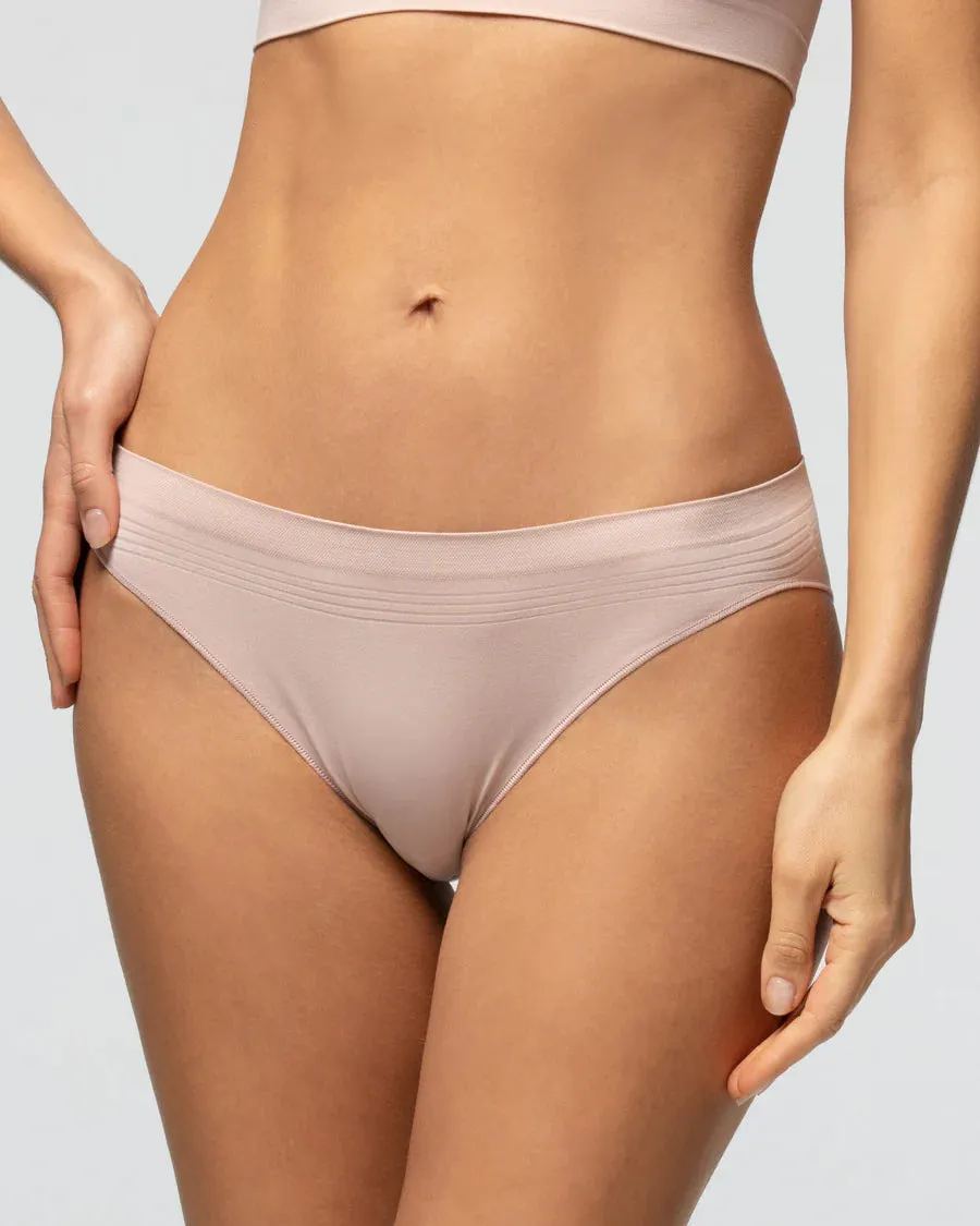 Seamless soft microfibre low rise bikini brief - MADE IN ITALY